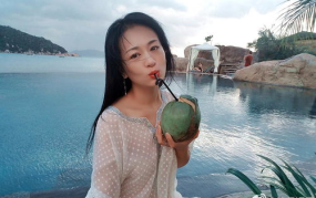涓子的写真,光影交织下的魅力瞬间
