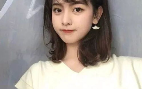 可爱的头像女生呆萌,萌态尽显，萌动心弦”